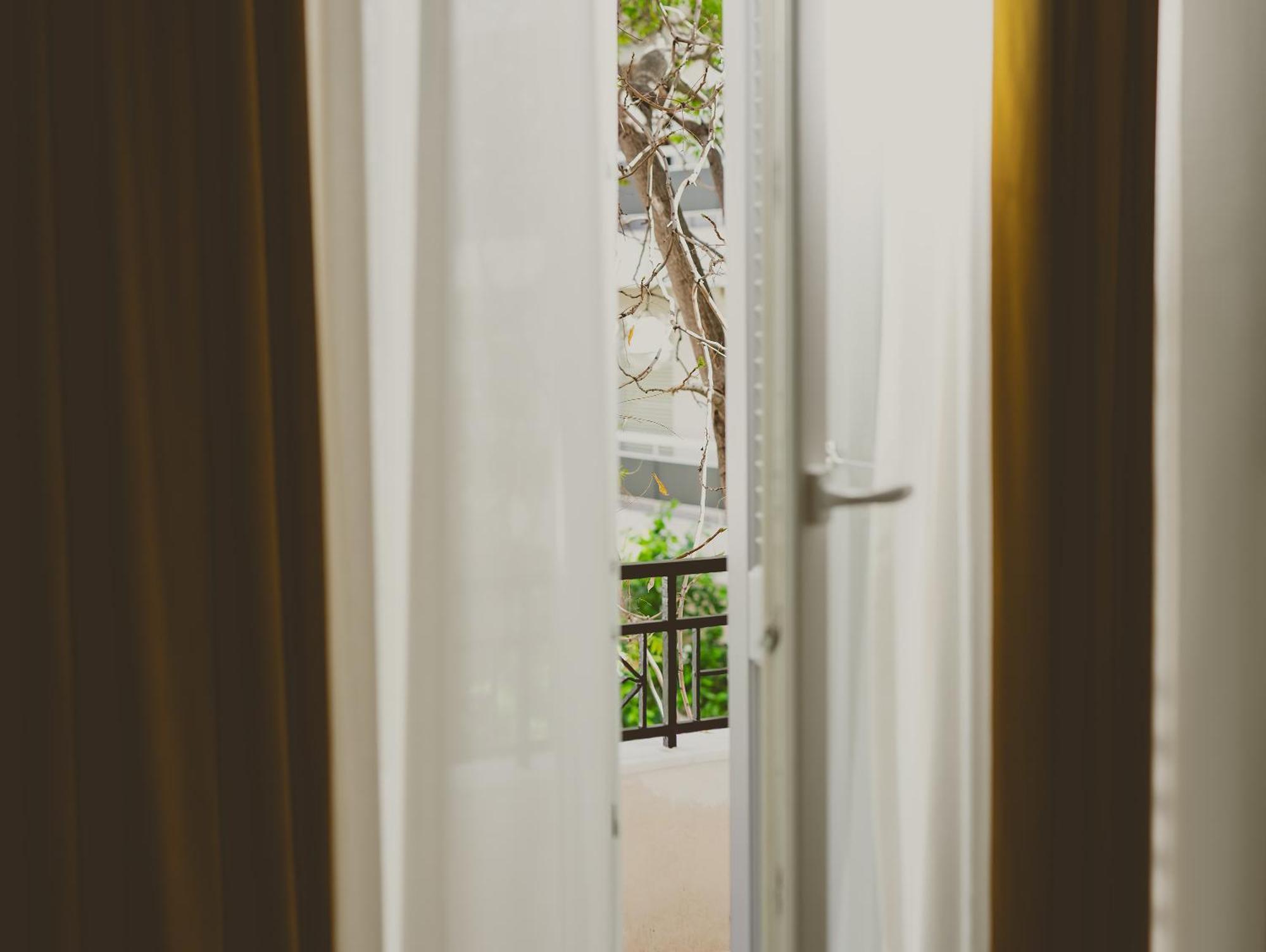 Bugan-Villa Atene Esterno foto